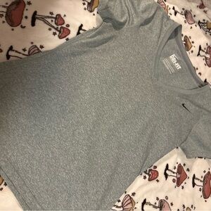 Nike Dri-FIT Heather Gray Tee Size Medium